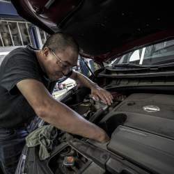 Proč jsou opravy nových aut stále dražší? Cena za servis a údržbu u nových aut roste