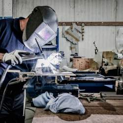 Touring Superleggera Aero 3 s technikou z Ferrari F12?