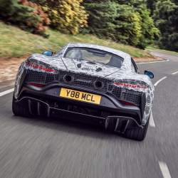 McLaren už testuje nový hybridní supersport