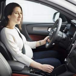 Přídavný těhotenský pás ochrání ještě nenarozené dítě