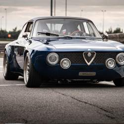 Půvabná Italka s elektrickým srdcem