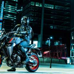 Yamaha MT-09: Temná strana Japonska