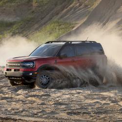 Drsný Ford Bronco - renesance amerického off-roadu