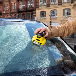 Jak vyzrát na namrzlé auto