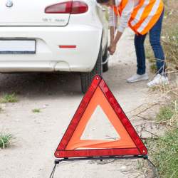 Povinná výbava auta 2026 – co musíte vozit