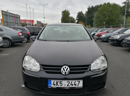 Volkswagen - Golf