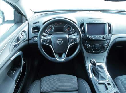 Opel - Insignia
