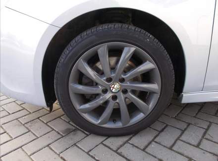 Alfa Romeo - Giulietta