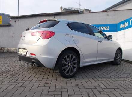 Alfa Romeo - Giulietta