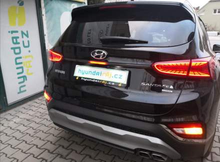 Hyundai - Santa FE
