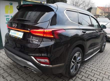 Hyundai - Santa FE