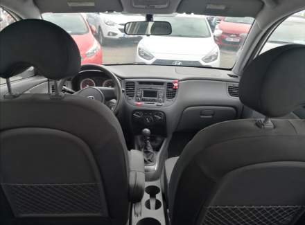 Kia - Rio