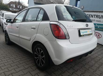 Kia - Rio