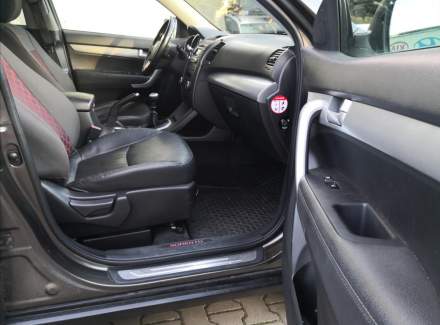 Kia - Sorento