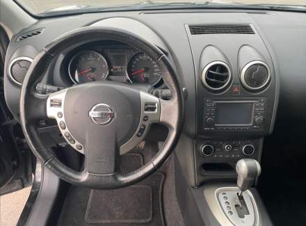 Nissan - Qashqai