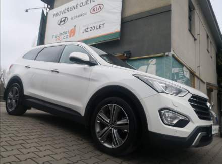 Hyundai - Santa FE