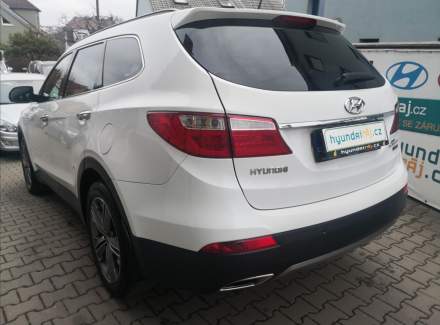 Hyundai - Santa FE