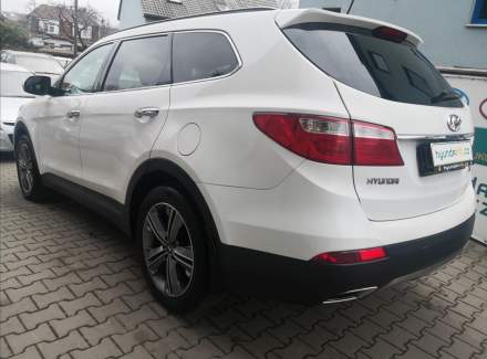 Hyundai - Santa FE