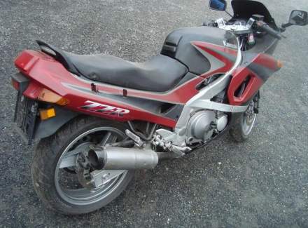 Kawasaki - ZZR 500