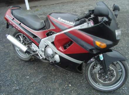 Kawasaki - ZZR 500