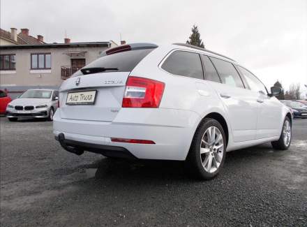 Škoda - Octavia