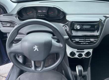 Peugeot - 208