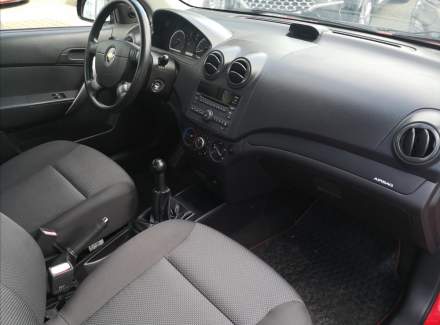 Chevrolet - Aveo