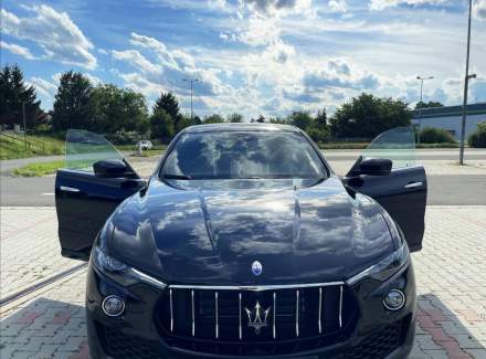 Maserati - Levante