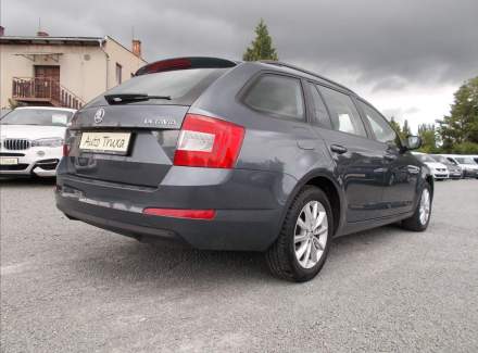 Škoda - Octavia