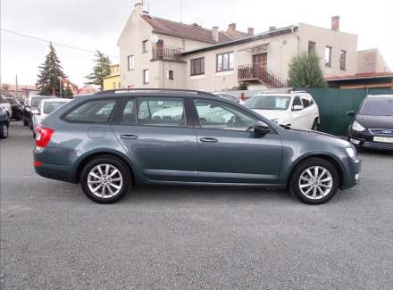 Škoda - Octavia