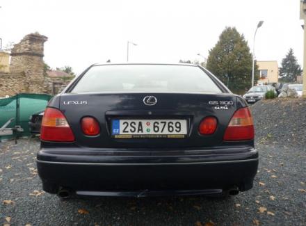 Lexus - GS