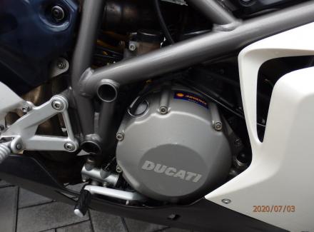 Ducati - 848