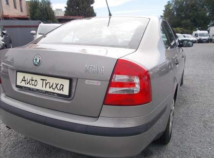 Škoda - Octavia