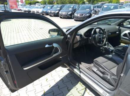 Audi - A3