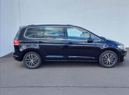 Volkswagen - Touran