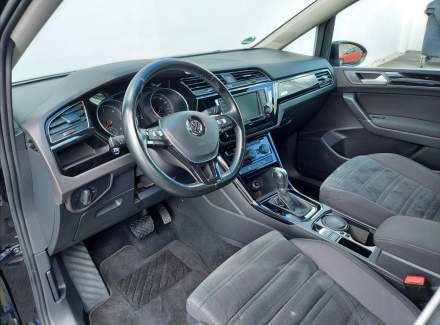 Volkswagen - Touran