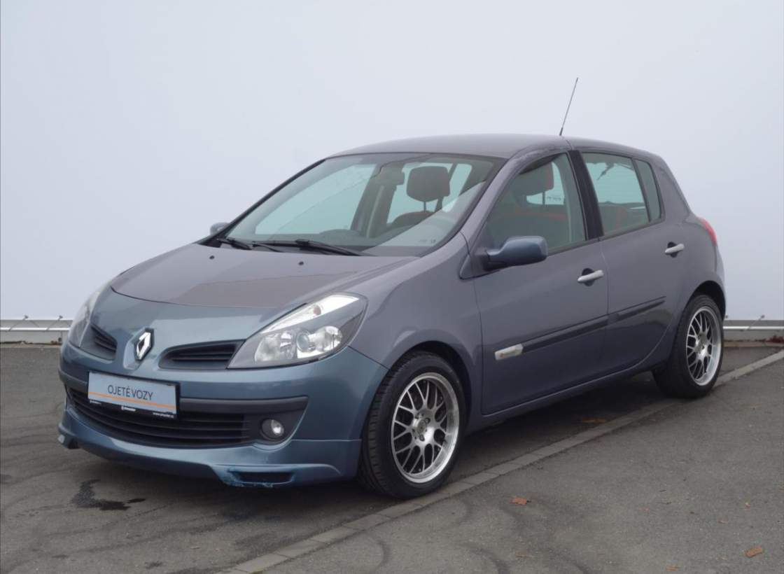Renault - Clio