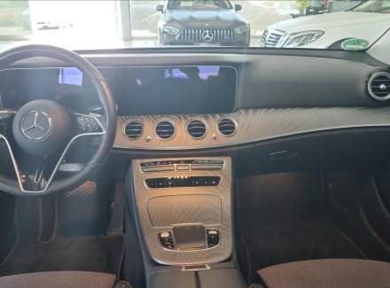 Mercedes-Benz - E-class