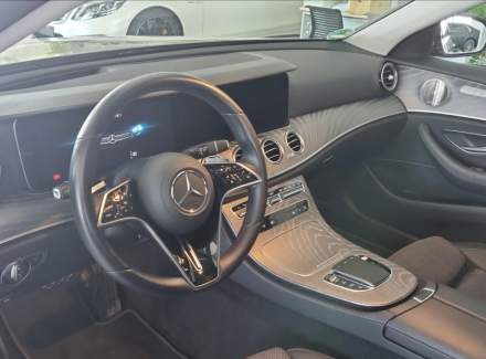 Mercedes-Benz - E-class