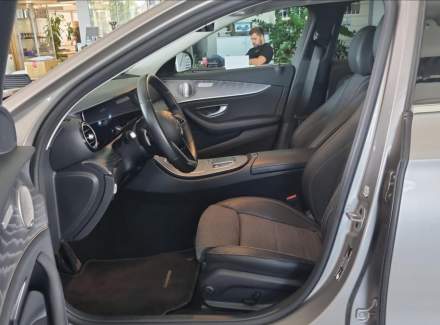 Mercedes-Benz - E-class