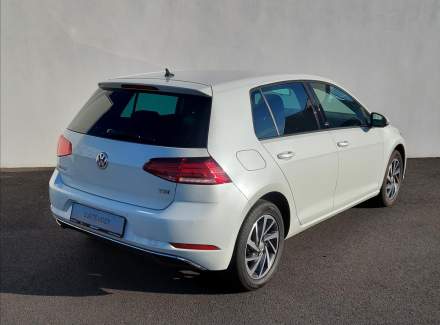 Volkswagen - Golf