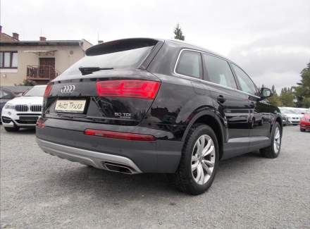 Audi - Q7