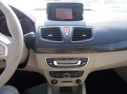 Renault - Fluence