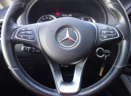 Mercedes-Benz - Vito