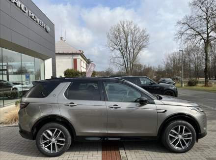 Land Rover - Discovery Sport