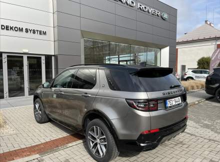 Land Rover - Discovery Sport