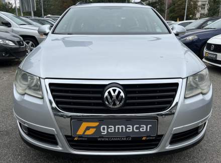 Volkswagen - Passat