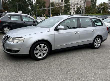 Volkswagen - Passat