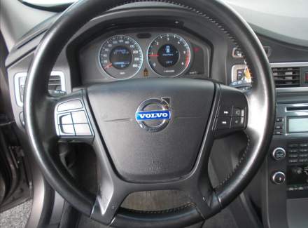 Volvo - V70