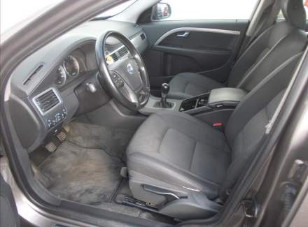 Volvo - V70